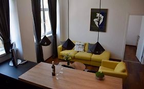 Paligo Apartment